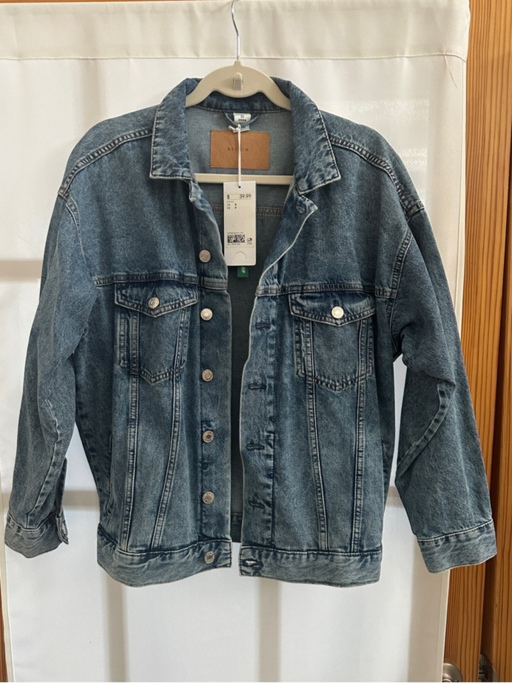 NWT Oversized Denim Jacket in Washed Blue